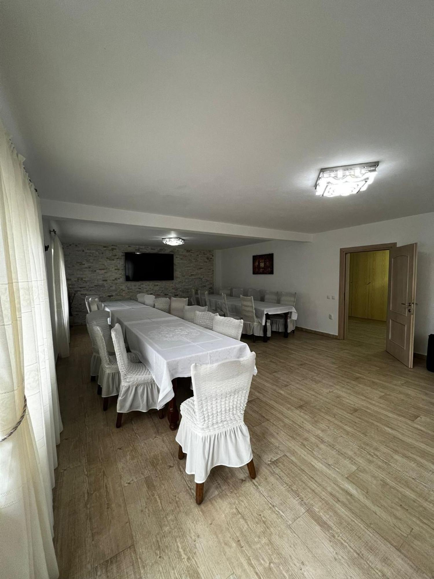 מלון Casa Bujor De Munte Dragoslavele מראה חיצוני תמונה