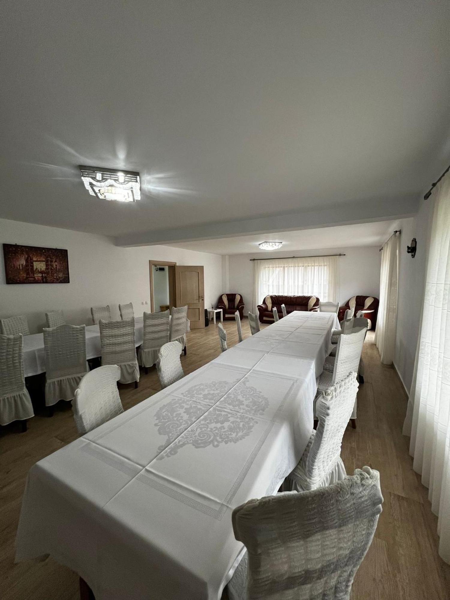מלון Casa Bujor De Munte Dragoslavele מראה חיצוני תמונה