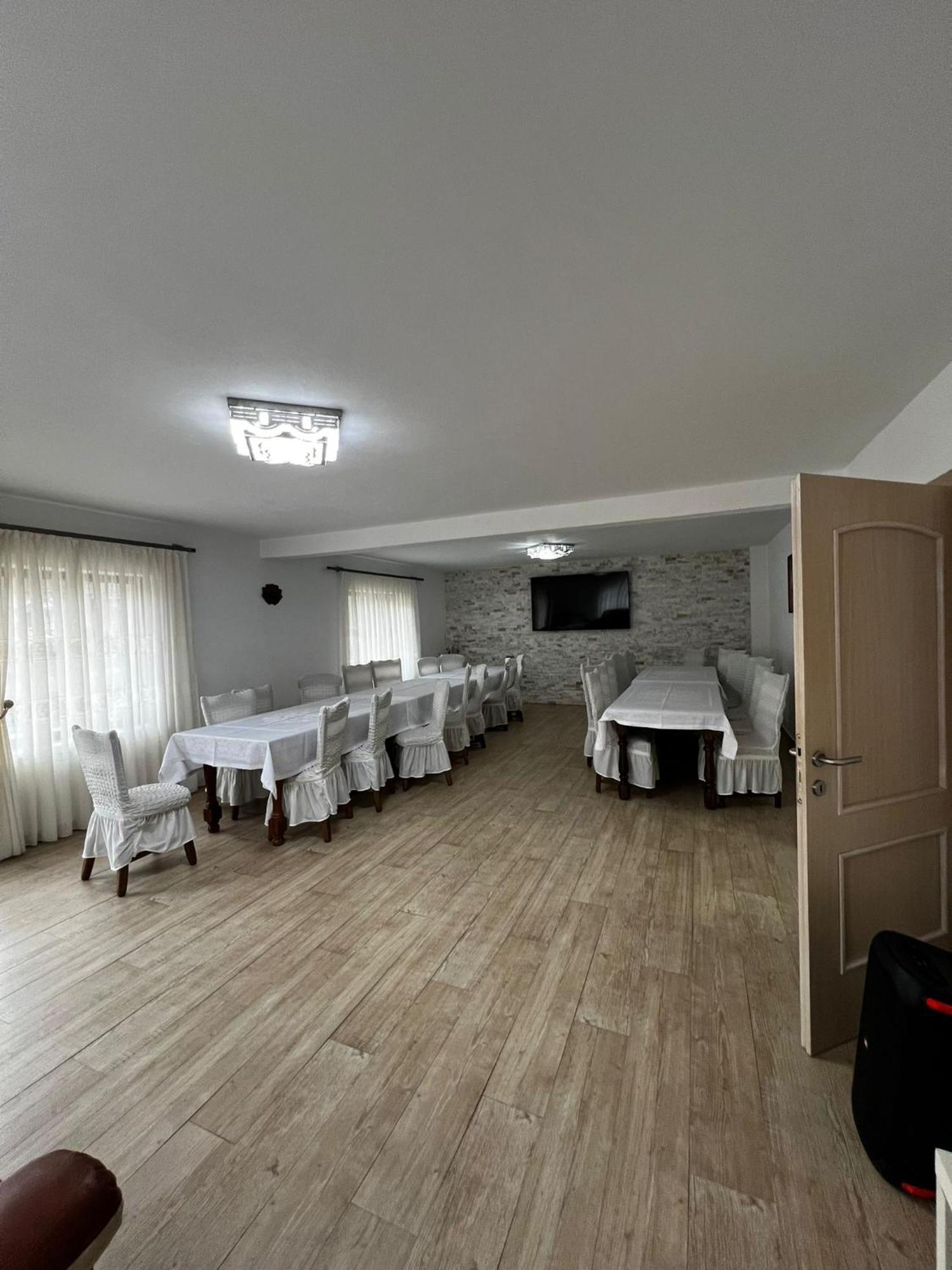 מלון Casa Bujor De Munte Dragoslavele מראה חיצוני תמונה