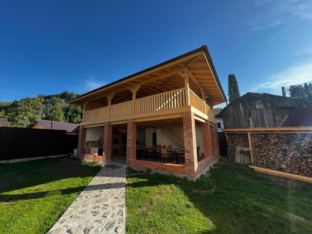מלון Casa Bujor De Munte Dragoslavele מראה חיצוני תמונה