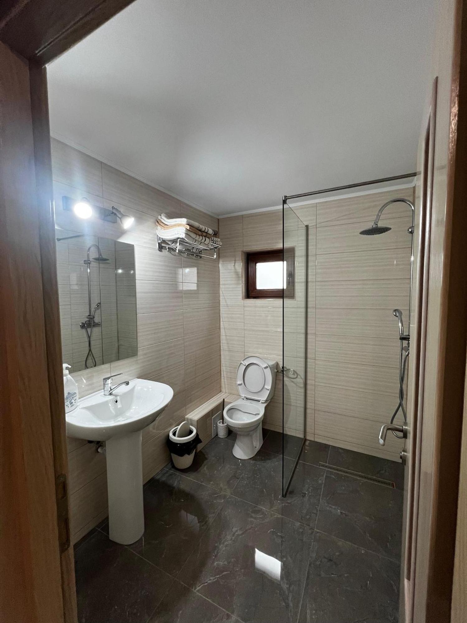 מלון Casa Bujor De Munte Dragoslavele מראה חיצוני תמונה